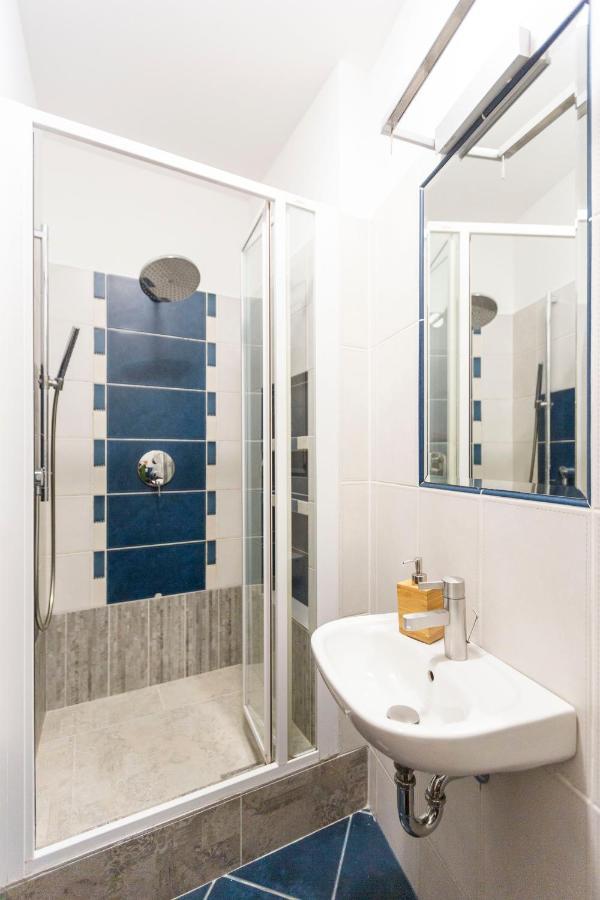 Deluxe Central Quentin Apartment 3Bedrm, 2Bathrm Budapest Exterior foto